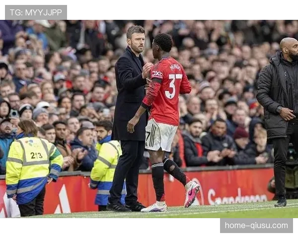 曼联55分稳居第三 卡里克带队10场23分逼近欧冠区